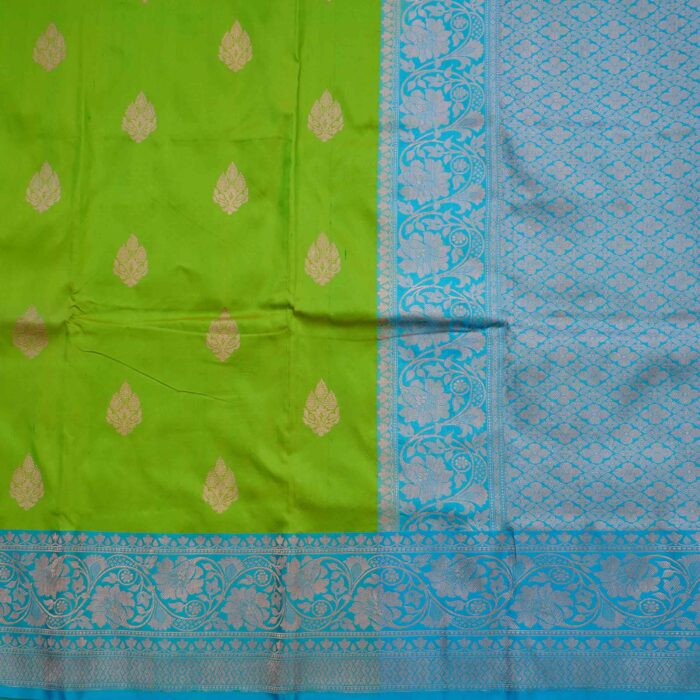 Kelly Green Banaras Pattu Saree - Image 2