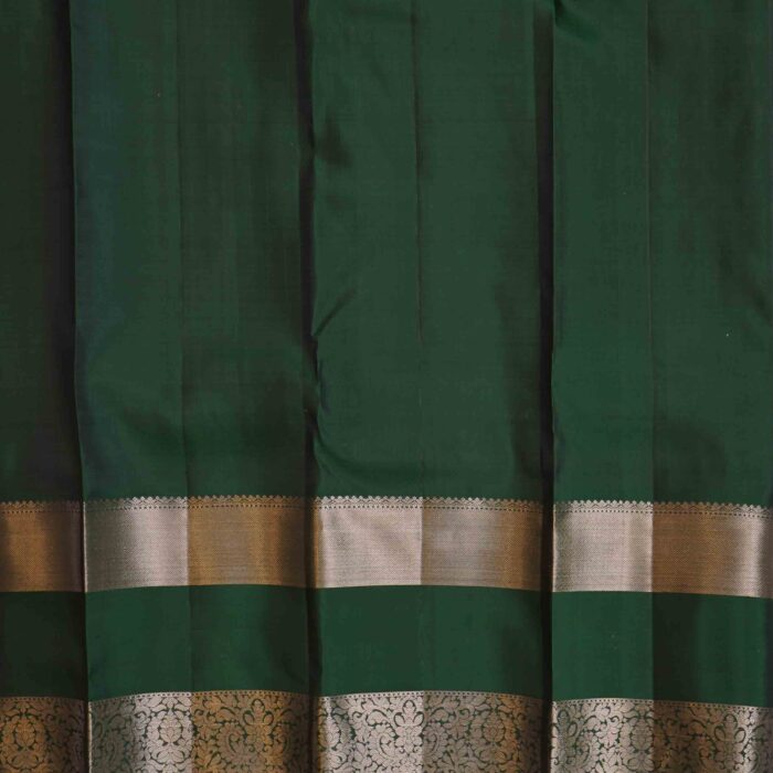 Lilac Kanchipuram Silver Zari Silk Saree - Image 3