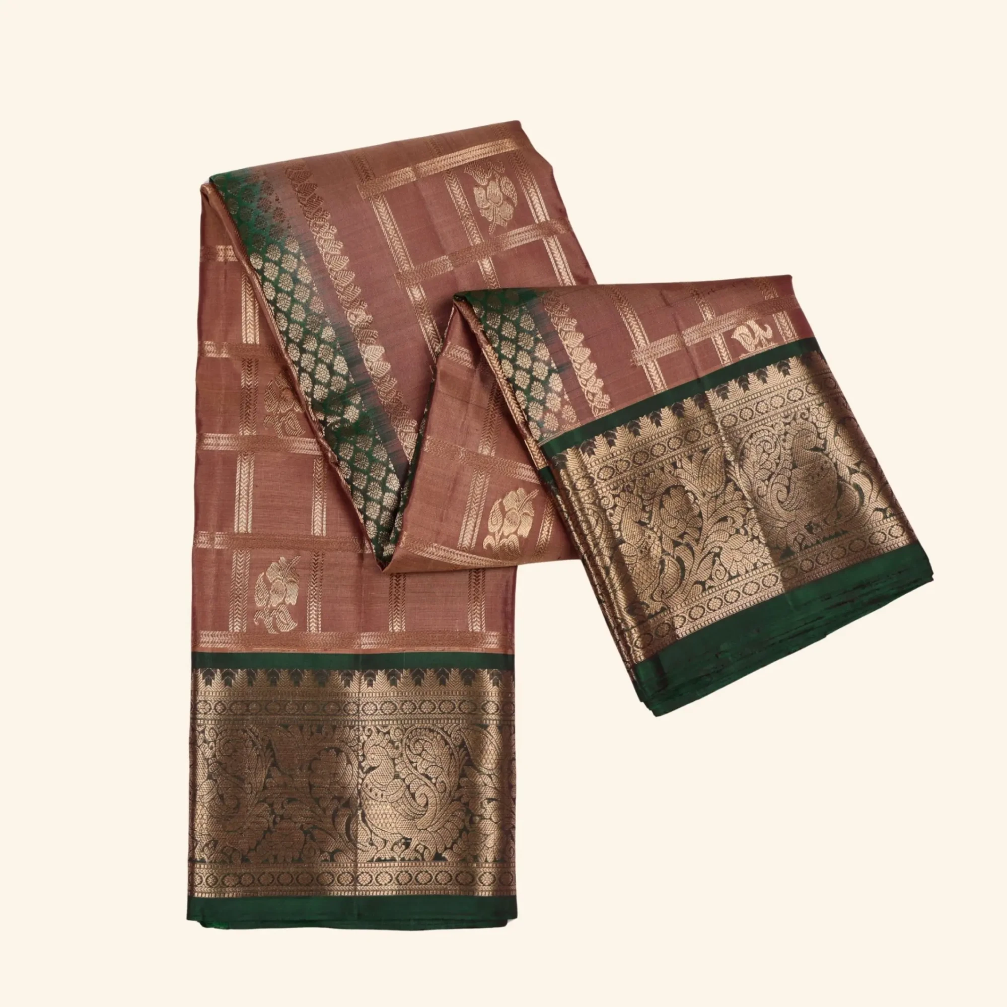 Brown Kanchipuram pattu saree (1) Brown Kanchipuram pattu saree (1)