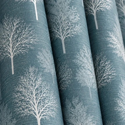 BLUE DOOR CURTAIN (3)